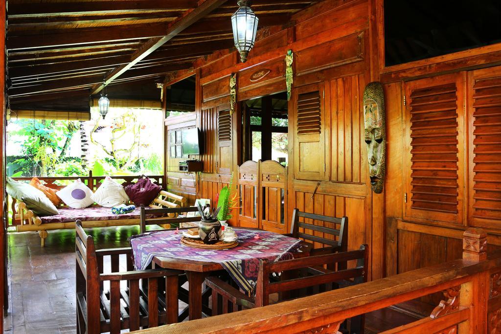 Lovina Beachhouse Villas Exterior photo