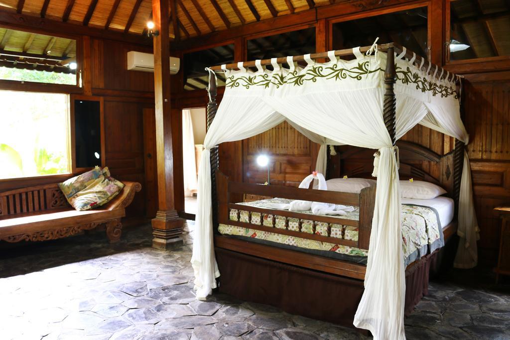 Lovina Beachhouse Villas Exterior photo