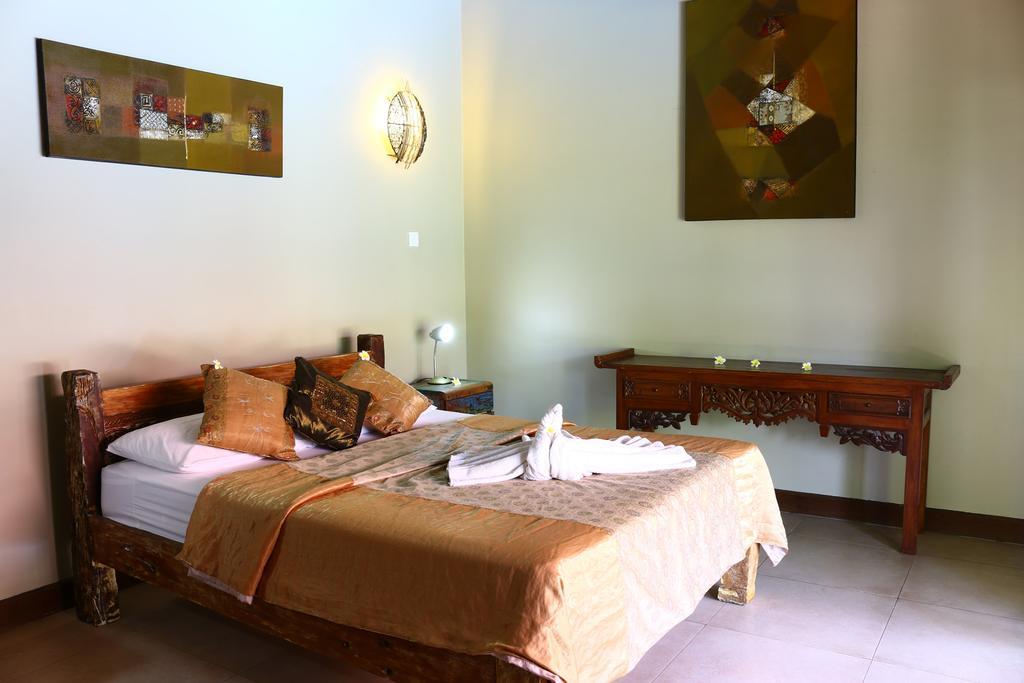 Lovina Beachhouse Villas Exterior photo