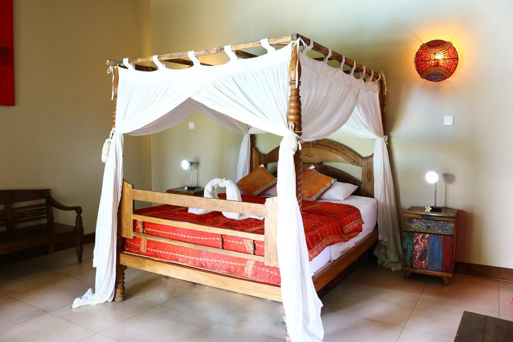 Lovina Beachhouse Villas Exterior photo