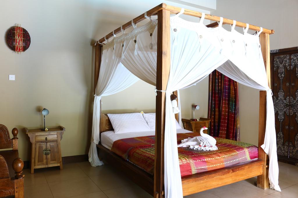 Lovina Beachhouse Villas Exterior photo