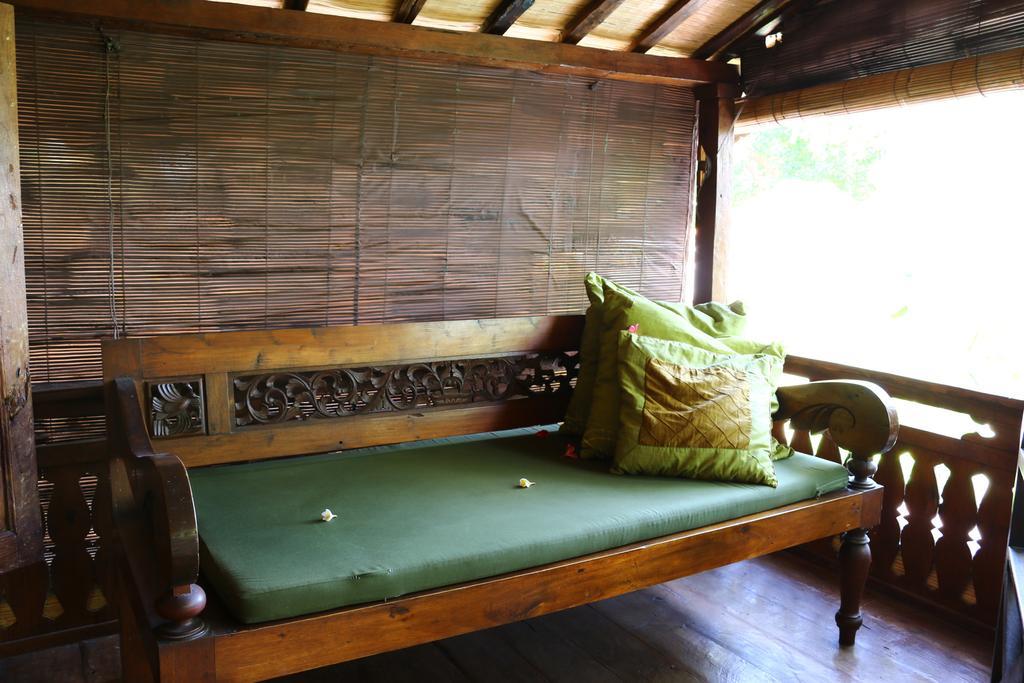 Lovina Beachhouse Villas Exterior photo